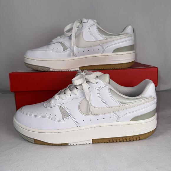 Nike Women Gamma Force - Size 9.5 - Picture 2 of 8